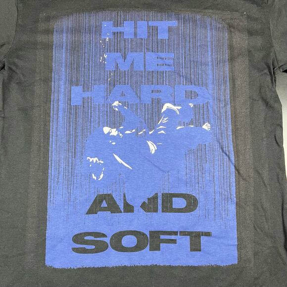 Billie Eilish Official Tour Hit Me Hard And Soft T Shirt Tee Men’s Sz Small New - Picture 2 of 4